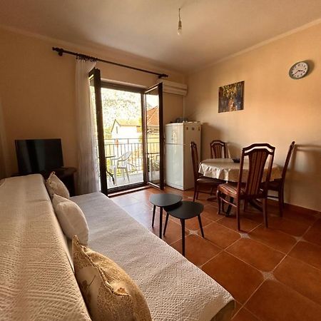 Apartment With Sea View Kotor Bagian luar foto