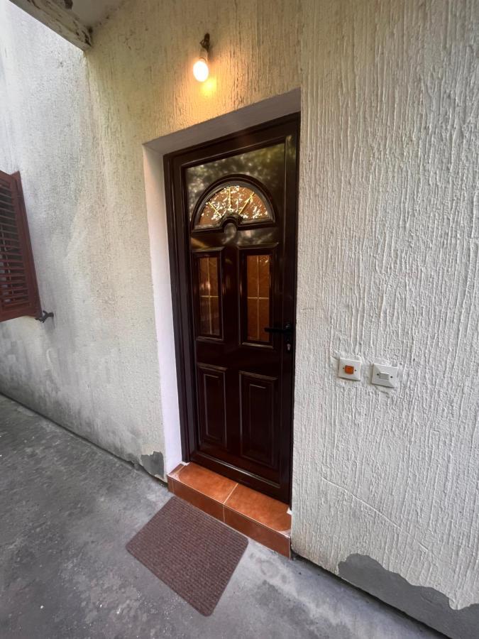 Apartment With Sea View Kotor Bagian luar foto